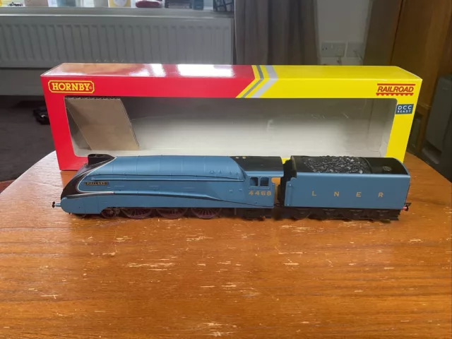 Hornby BNIB R3371 Mallard Loco British Railways blue 4468 DCC Ready