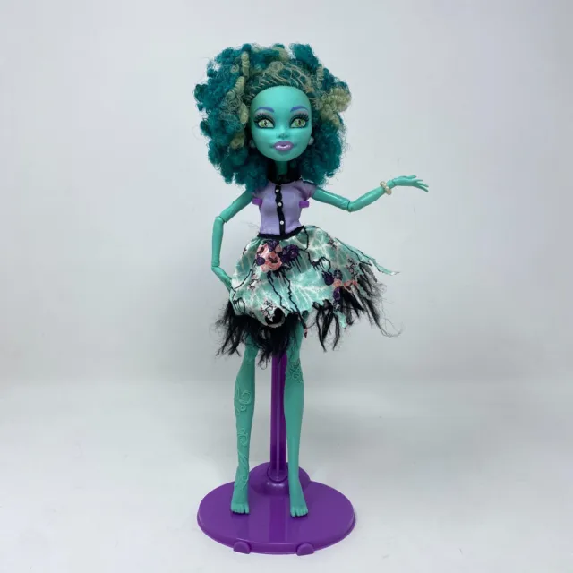 Monster High Frights Camera Action Hauntly Wood Honey Swamp Doll