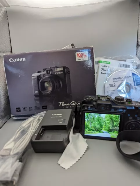 Canon PowerShot G10 ~Some Flaws~  14.7MP Digital Camera - Black