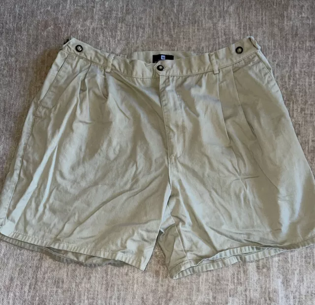 Vintage Givenchy Shorts Mens 42 Beige Chino Activewear Cotton Pleated Pockets