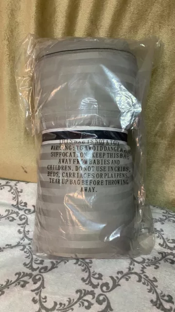 SAKS FIFTH AVENUE 1st Class Cabin Blanket Throw 50"x80" Gray NEW WITH TAG SAKS FIFTH AVENUE 1st Class Cabin Blanket Throw 50"x80" Gray NEW WITH TAG