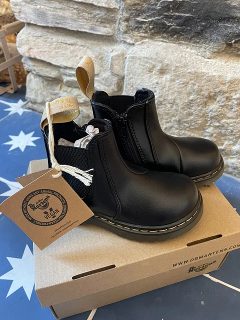 DR MARTENS VEGAN Kids Chelsea Boots Uk6 19.00 PicClick UK