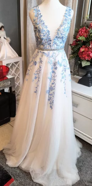 TLC Say Yes To The Prom/Wedding Dress Stunning Dress Size 1 White And Blue