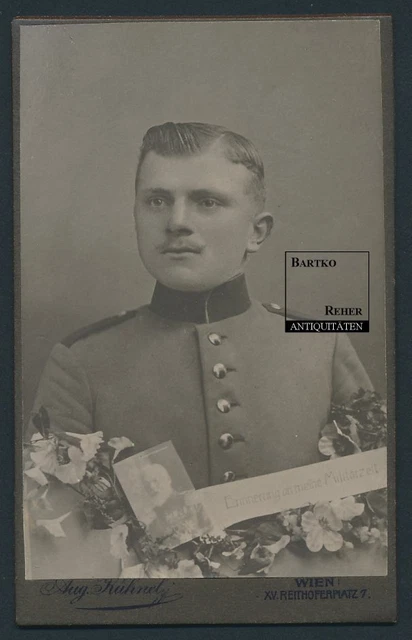 Foto ca. 1910 Bayern Soldat in Uniform mit Portrait König Ludwig III. von Bayern
