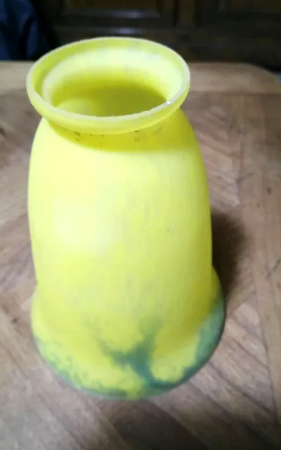 1 TULIPE ANCIENNE lampe Muller ? Lustre opaline jaune pâte de verre haut : 15 cm