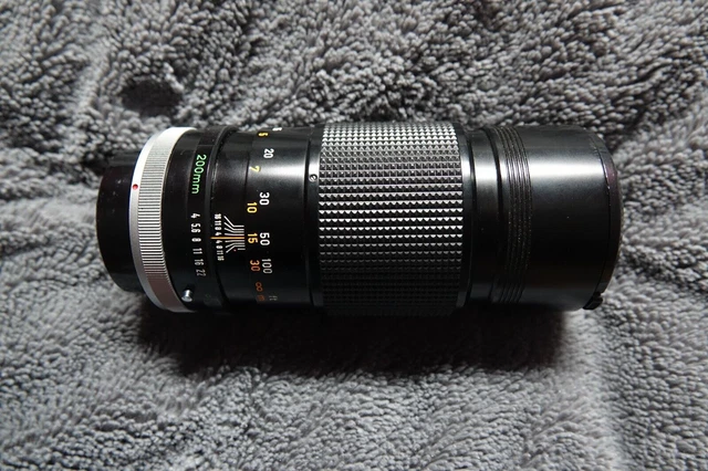 Objectif  200M Canon Fd  1 : 4