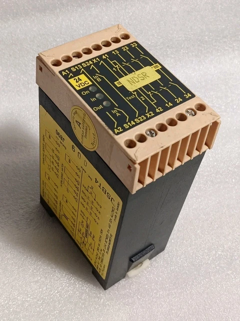 Relais De Sécurité JOKAB JSBT4 - Reconditionné Par Le Vendeur, Testé Et Fonctionnel
