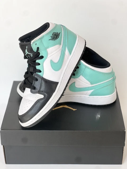 Nike Air Jordan 1 Mid Tropical Twist GS size 4Y Igloo Teal Retro EUC 554725-132
