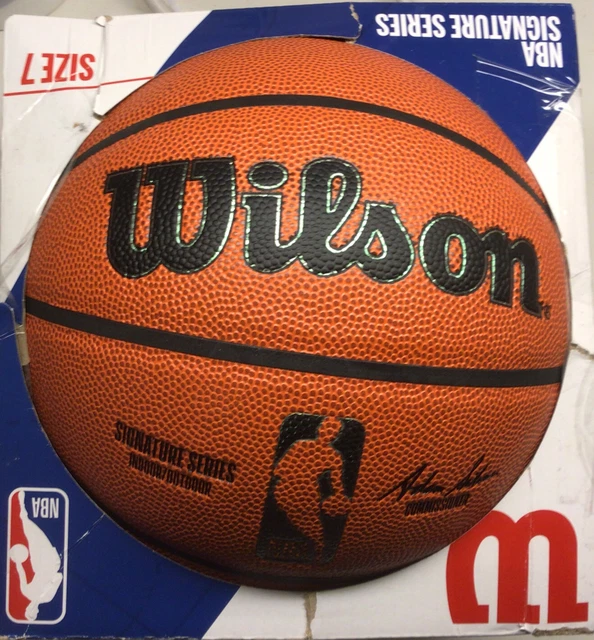 BASKET BALL, OFFICIAL Wilson Size 7, NBA Signature Series NEW IN BOX