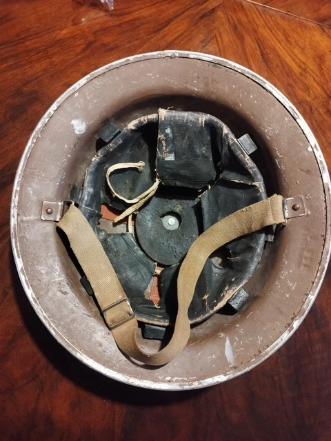 WW2 British Brodie Helmet / Brodie Helm / Militaria Orden 10