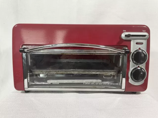 Hamilton Beach 22722 Red/Silver 2-Slice Toaster and Oven 