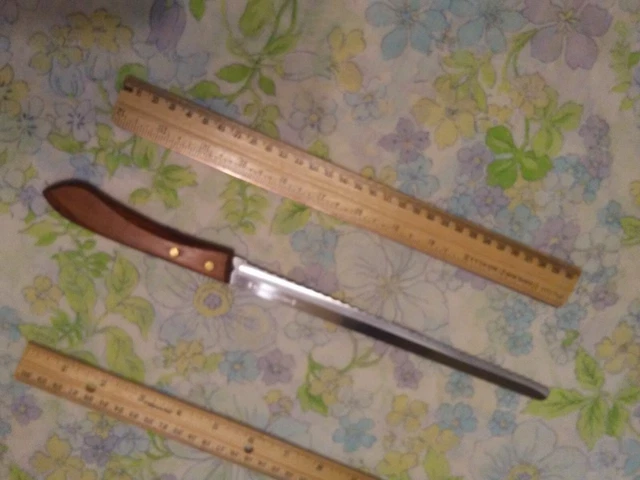 Vintage Ekco serrated knife