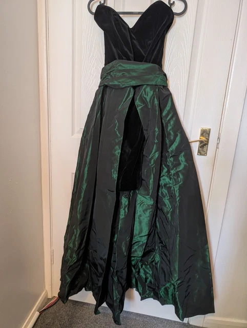 LAURA ASHLEY VINTAGE 80s velvet taffeta ballgown party cocktail dress size 8/10 140.00 - PicClick UK LAURA ASHLEY VINTAGE 80s velvet taffeta ballgown party cocktail dress size 8/10 140.00 - PicClick UK