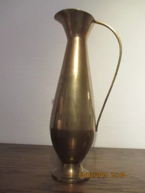 Vase / Kanne aus Messing schlichtes Design 27 cm vintage orientalisch