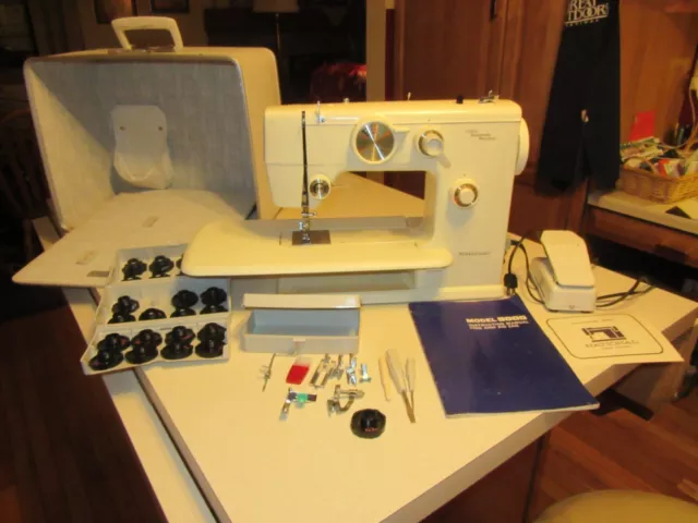 AMERICAN SINGER sewing machine