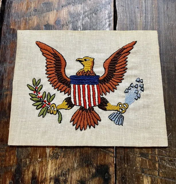 Bordado Crewel Sello American Eagle EE. UU. Vintage Años 70 11x14"" Parte posterior Firmada