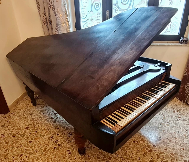Pianoforte coda antico fine '800