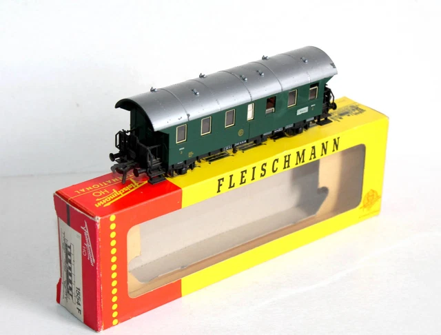 Voitures de voyageurs normaux Märklin pour modélisme ferroviaire à l'échelle HO, Alimentation CA