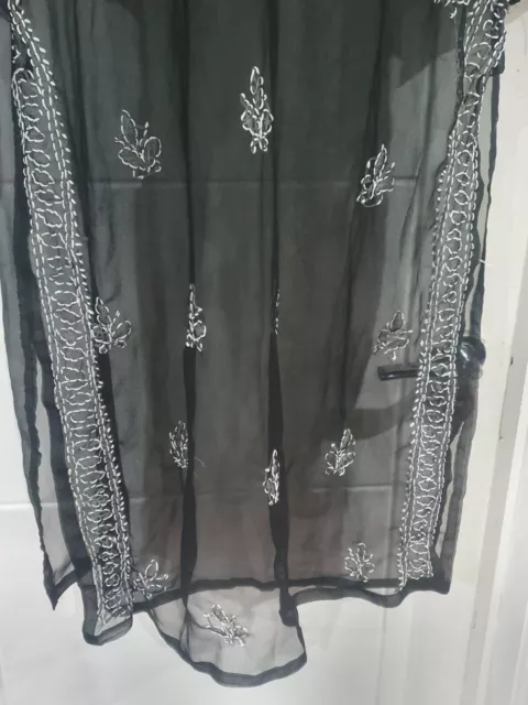 chikankari kurti