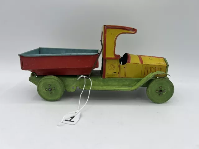 J Chein Co USA tin toy truck w/dump bed 9” long Vintage 1930s 1/3