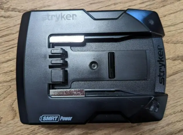 OEM Stryker SMRT Battery Charger & Mounting Bracket for Power Pro XT Cot