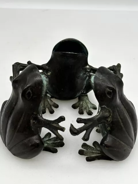 Decorative Frog Centerpiece “3 Frogs In A Circle Singing ” Metal 6.25” X 4.25”