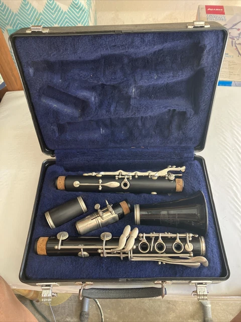 Selmer CL301 Student USA Bb Clarinet