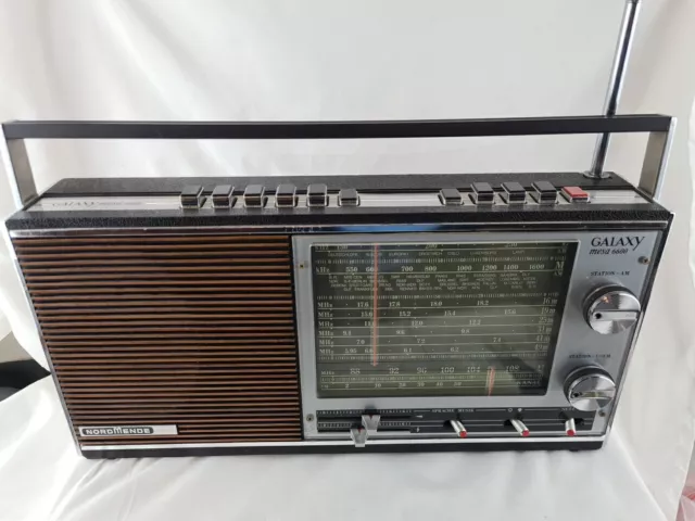 TOP erhalten Vintage Design Kofferradio NordMende Galaxy Mesa 6600 Sammler Radio