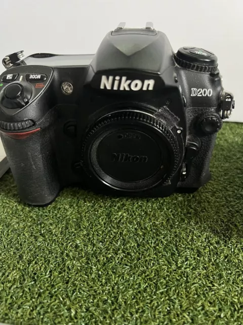 Nikon D200 10.2MP Digital SLR Camera Body w/ New Battery & Charger 2