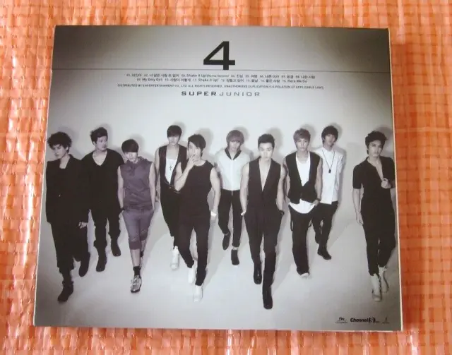 Super Junior 4th Album Bonamana CD + Photobook K-POP EUNHYUK DONGHAE YESUNG F/S