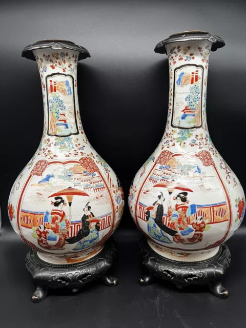 肥碟山信甫造 2 x japanische Arita-vasen aus Steingut  späten Edo verziert Brass