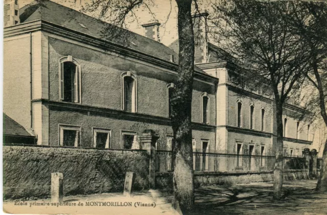 France Montmorillon - Ecole old postcard