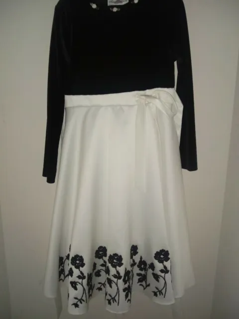 RARE EDITIONS Black and White Formal Dress Size 6X