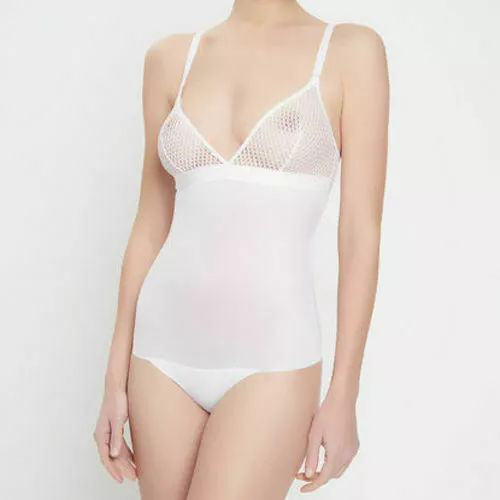 STRING FORMING BODY WOLFORD NETSTATION White. Sizes 34 B, 36 B, 36 C.