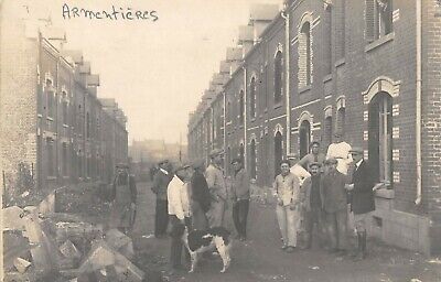 Cpa 59 Armentieres Superbe Carte Photo D'une Rue D'armentieres Animee
