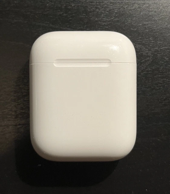 Apple AirPods 1st Generation with Charging Case - White