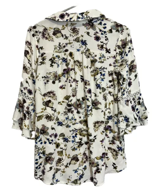 Altar’d State Womens Size Small Ivory Button Down Floral Bell Sleeve Blouse 2