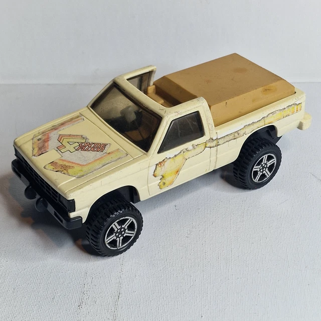 1982 MATTEL Friction Powered Pick-Up Truck 444 On The Floor 7.5" Long Working