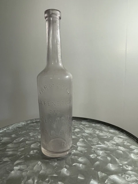 Farmacia La Benefica Habana Medicine Cuban Bottle Vintage.