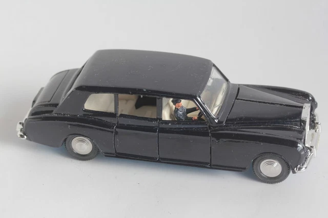 DINKY TOYS ENGLAND ROLLS-ROYCE PHANTOM V ref : 152 EUR 16,90 - FR