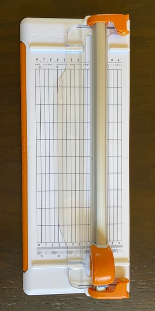 Fiskars Scrapbook Paper Trimmer Rotary Cutter Swing Arm Blade 16.5" Fiskars Scrapbook Paper Trimmer Rotary Cutter Swing Arm Blade 16.5"