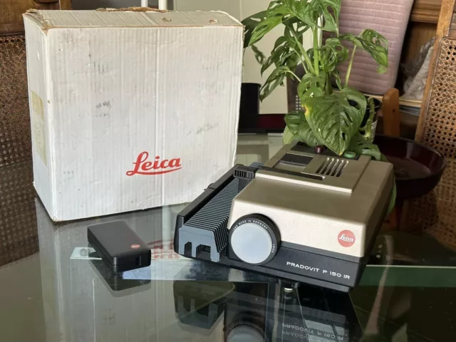 Leica Pradovit P150 IR Slide Projector Original Packaging