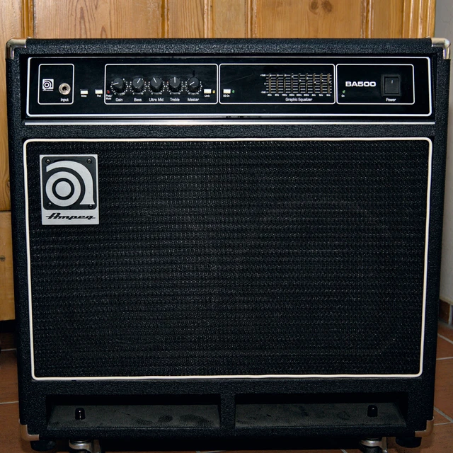Ampeg BA500 350 Watt Bass-Verstärker Combo