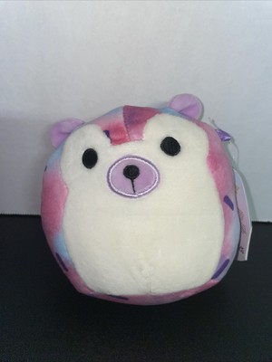 yasmin the hedgehog squishmallow