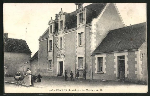 CPA Esvres, La Mairie,  vue de Hôtel de Ville