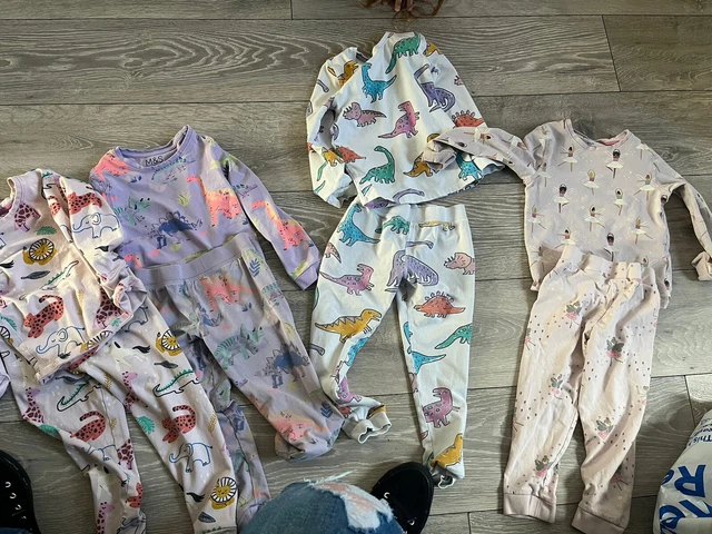 Preloved bundle of girls Pyjamas Pj  age 3-4 years