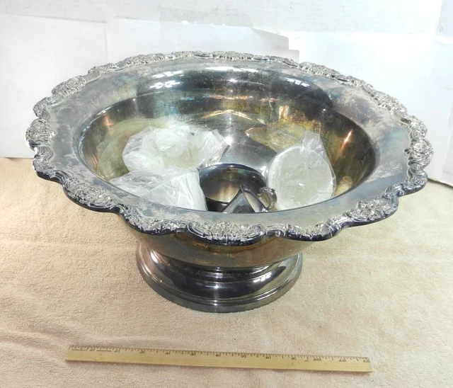 VINTAGE TOWLE SILVERPLATED Footed Punch Bowl Set w/ Cups Floral
