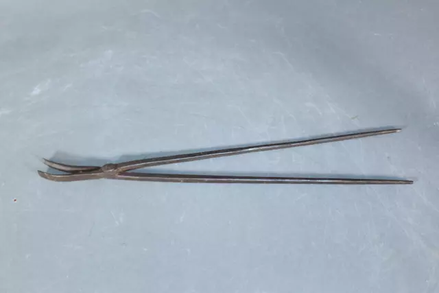 Unusual 17Th C Pilgrim Period American Wrought Iron Pipe Tongs In Old Surface