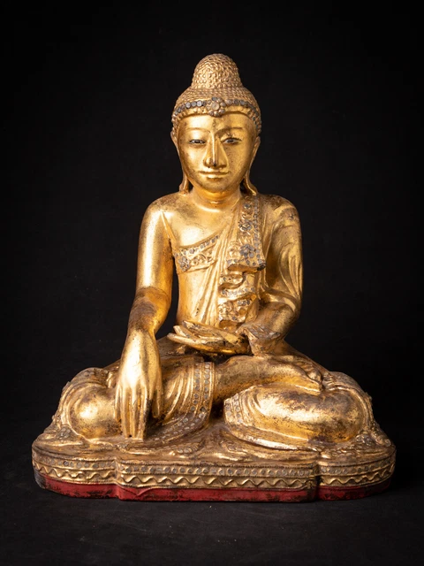 Antique wooden Burmese Mandalay Buddha from Burma, 19th century