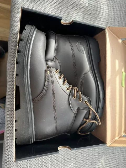 Dickies Antrim safety boots size 7